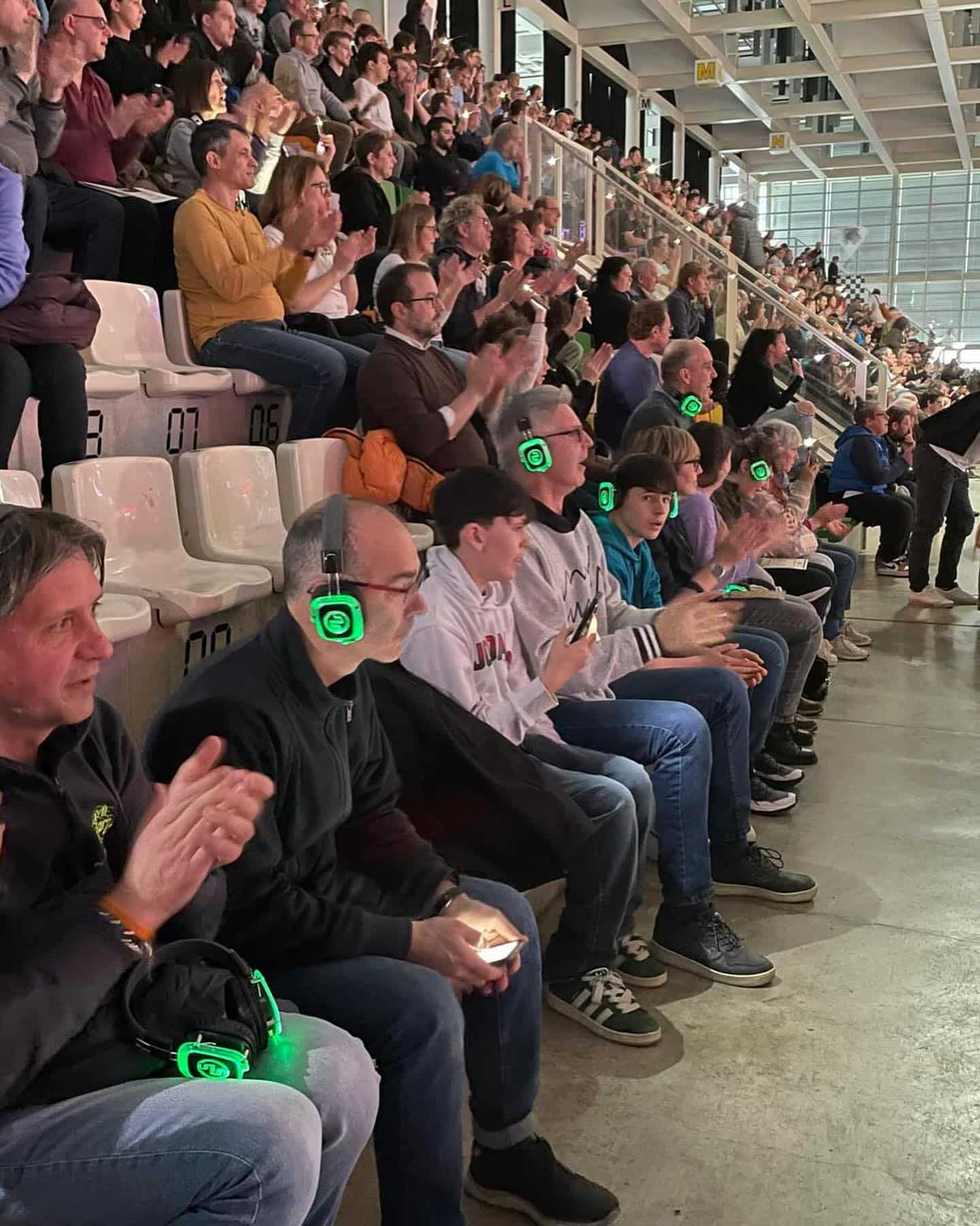 basket calcio telecronaca live cuffie