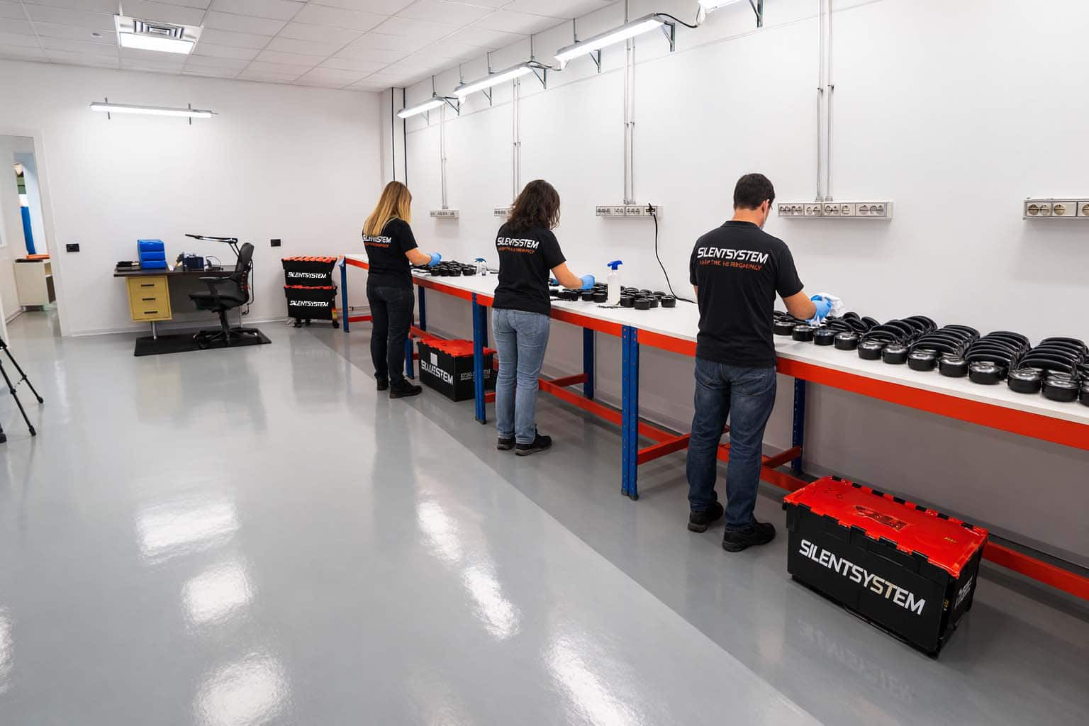 Laboratorio Silentsystem per la pulizia e igienizzazione delle cuffie wireless utilizzate negli eventi
