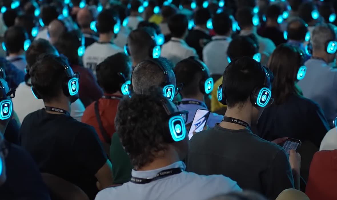 AWS Summit Milano - oltre 5.000 cuffie wireless per conferenze